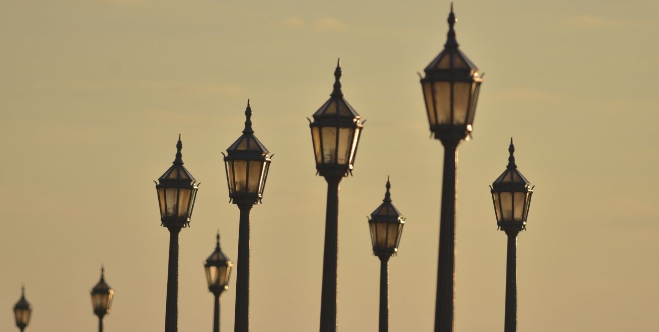 Línea directa: "Felicidades al trabajador canillita", "Invasión de jejenes y mosquitos todo el día" y otros mensajes