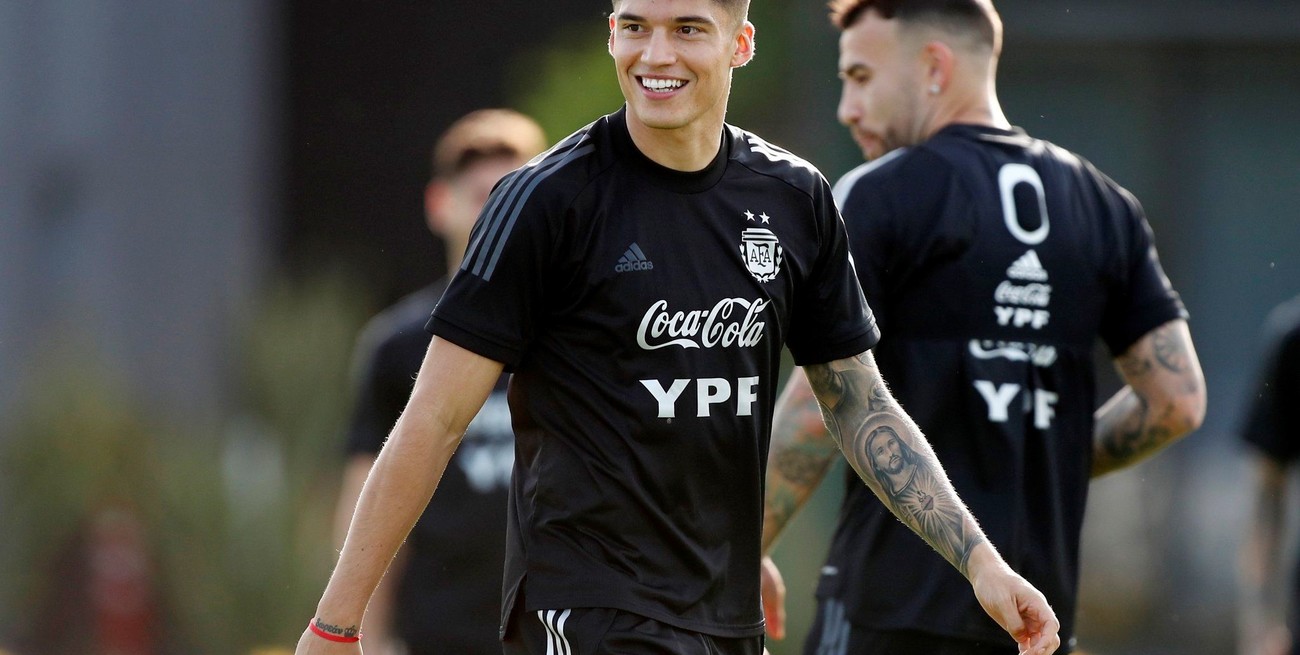 Joaquín Correa fue desafectado de la Selección Argentina: lo reemplaza Thiago Almada