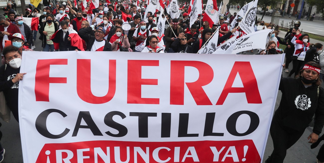 Perú: avanza el juicio político contra el presidente Pedro Castillo