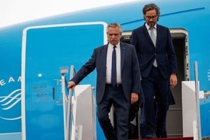 El vuelo AR1091 de Aerolíneas Argentinas aterrizó a las 5.36