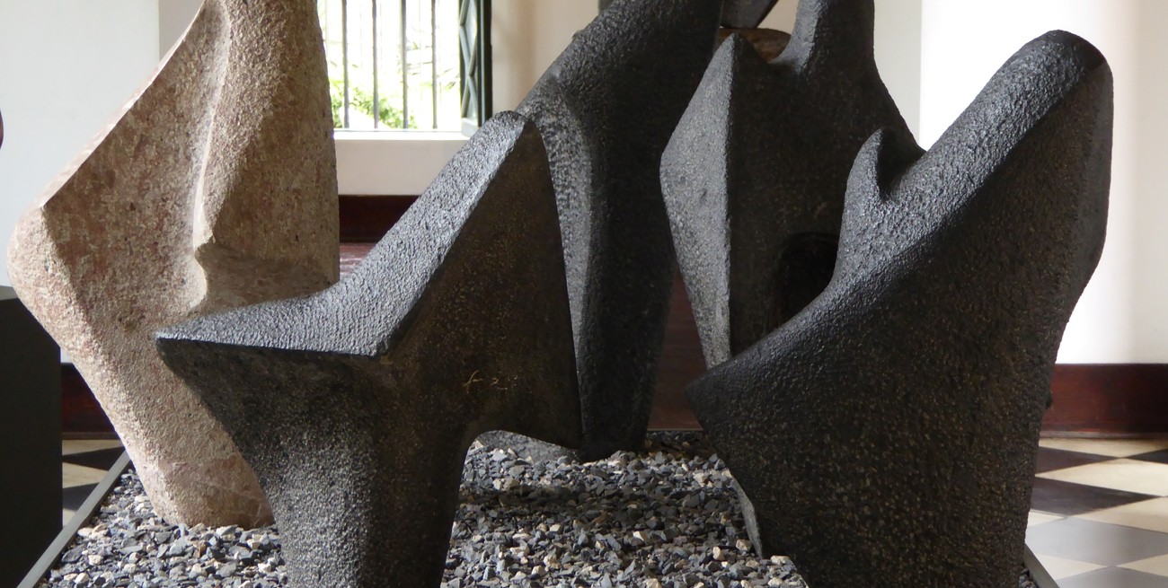 Una escultora andina y universal