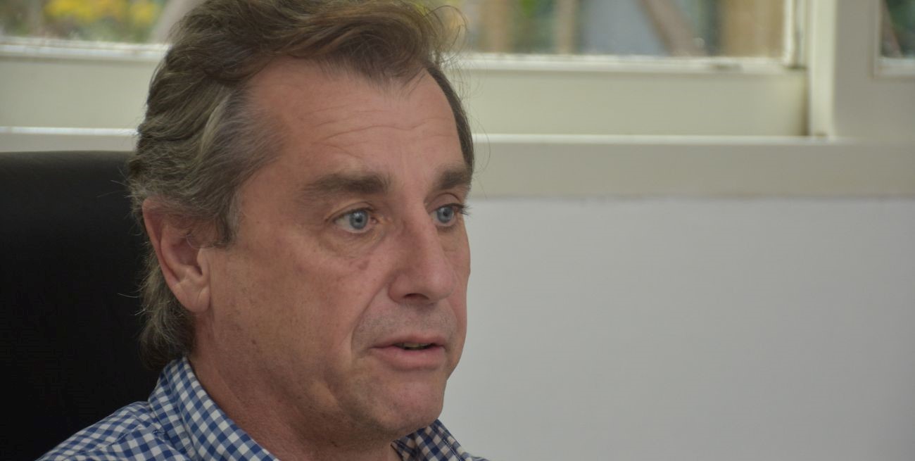 El ex senador almorzó con senadores

