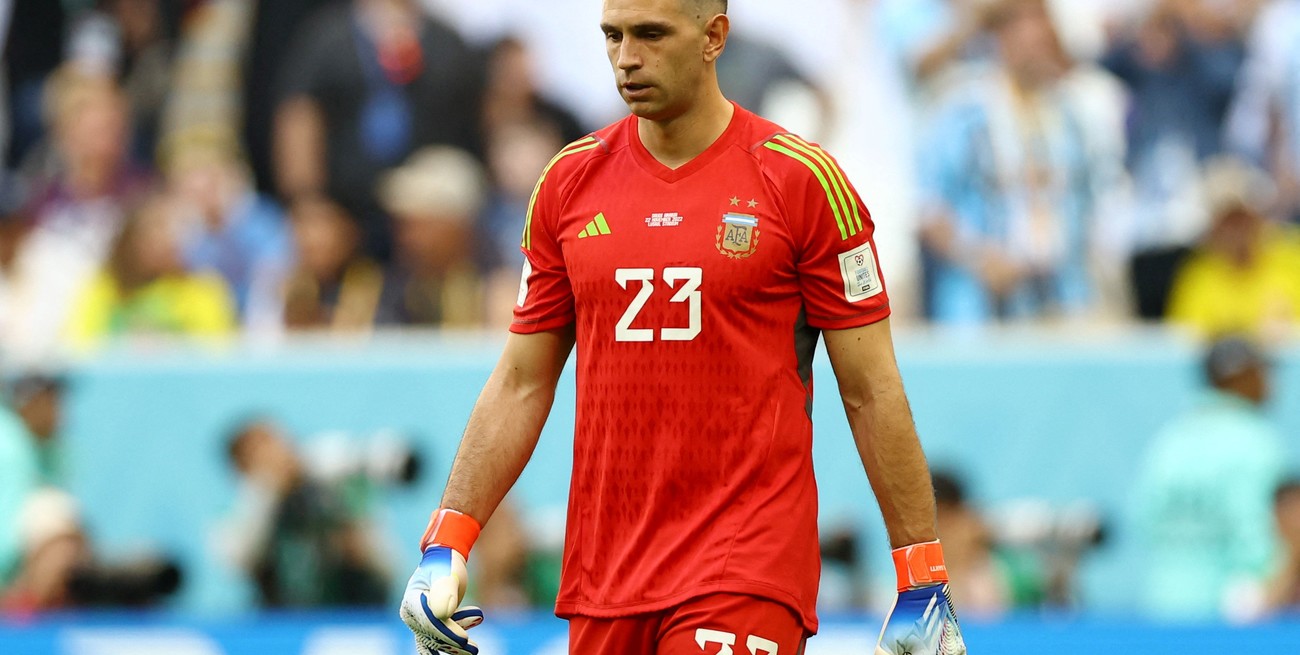 "Mira que te comen, Dibu": la burla de un medio deportivo de Chile por la derrota de Argentina