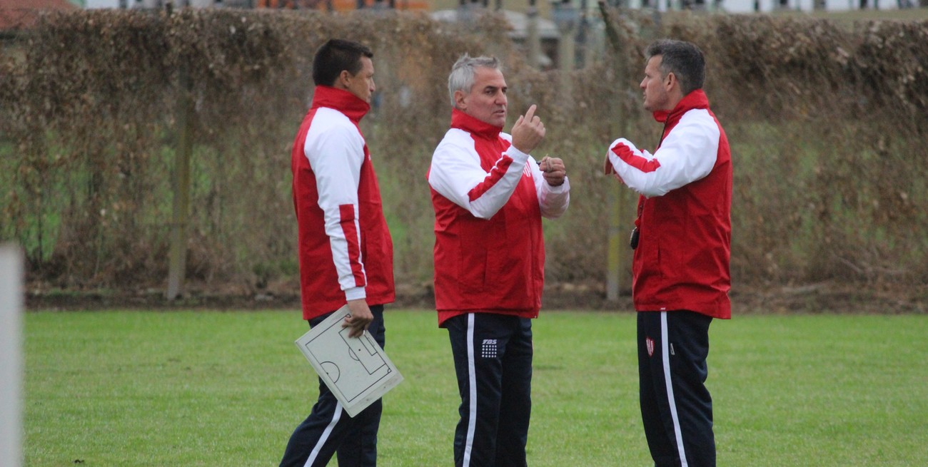 Arsenal arma una dupla técnica "made in Unión"