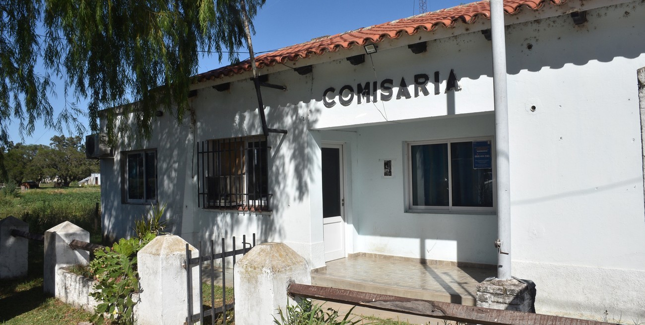 Dos policías y tres civiles detenidos por el copamiento a la subcomisaría de Arroyo Leyes