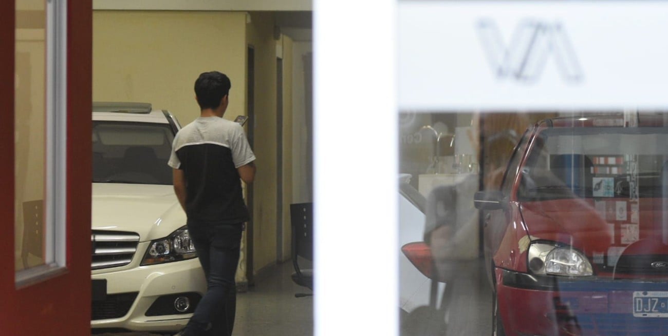Denuncian estafas masivas en una concesionaria de autos usados en la ciudad de Santa Fe