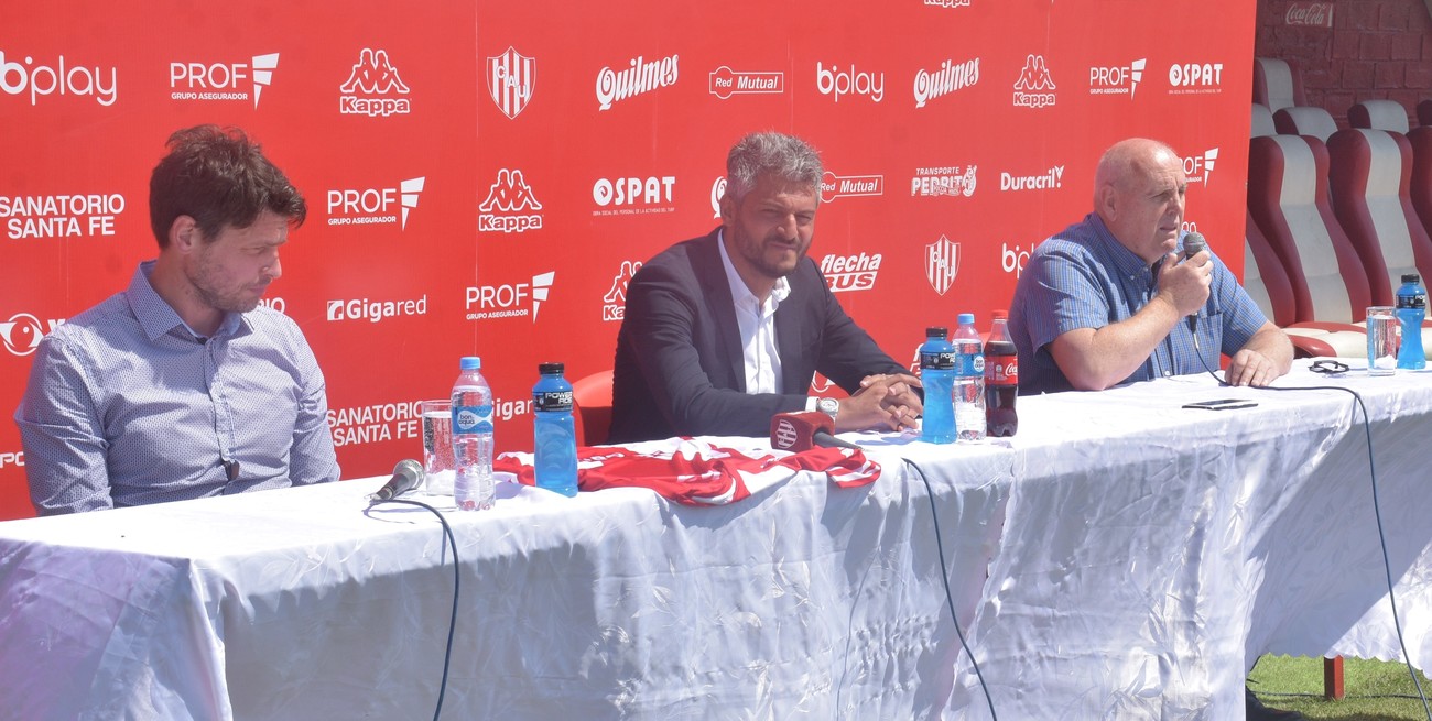 Reunión, firma y planificación de la próxima pretemporada 