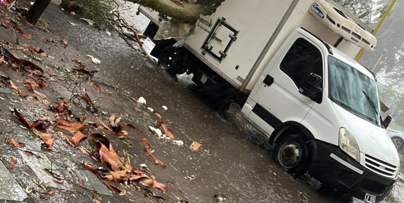 Un fuerte temporal causó graves daños en Santiago del Estero  