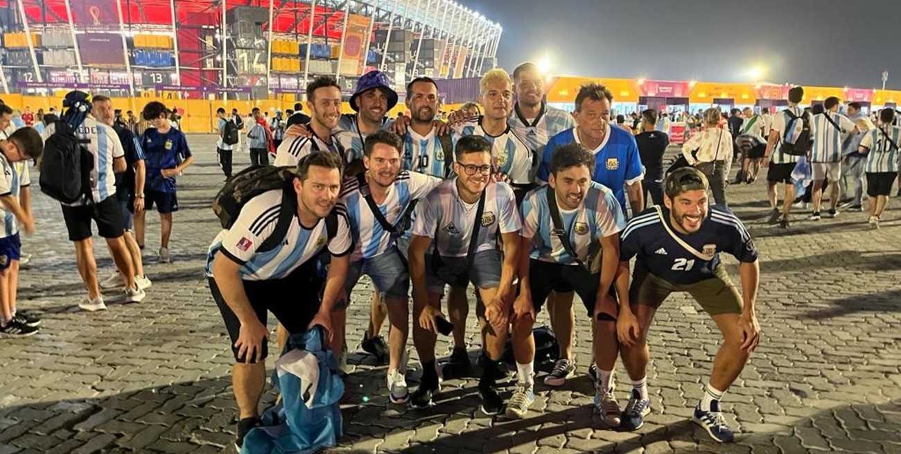 A puro color: así se vive la previa de Polonia - Argentina en las calles de Qatar