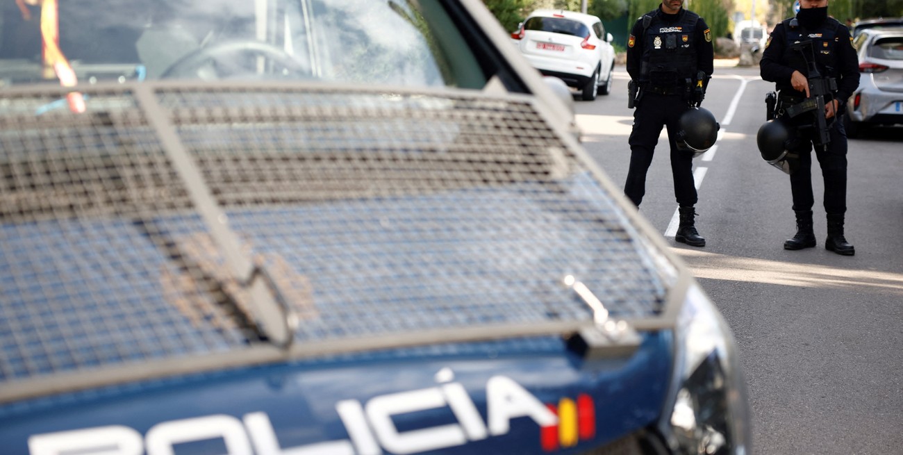 España reforzó su seguridad tras la llegada de nuevas cartas explosivas