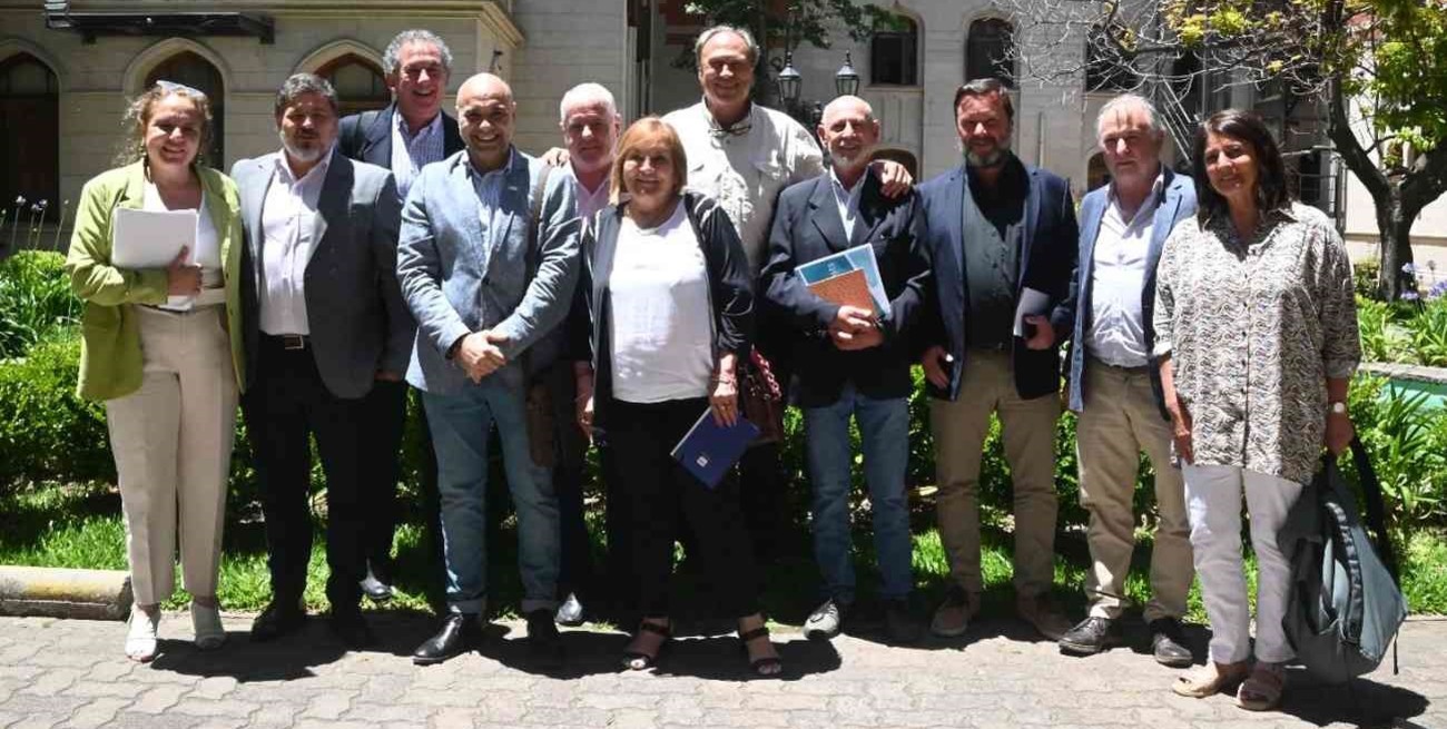 Autoridades de la FCA en un encuentro con el Secretario de Agricultura de la Nación