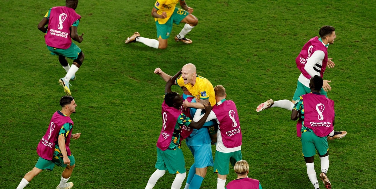 Australia dio el batacazo y clasificó a octavos: espera por el líder del grupo de Argentina