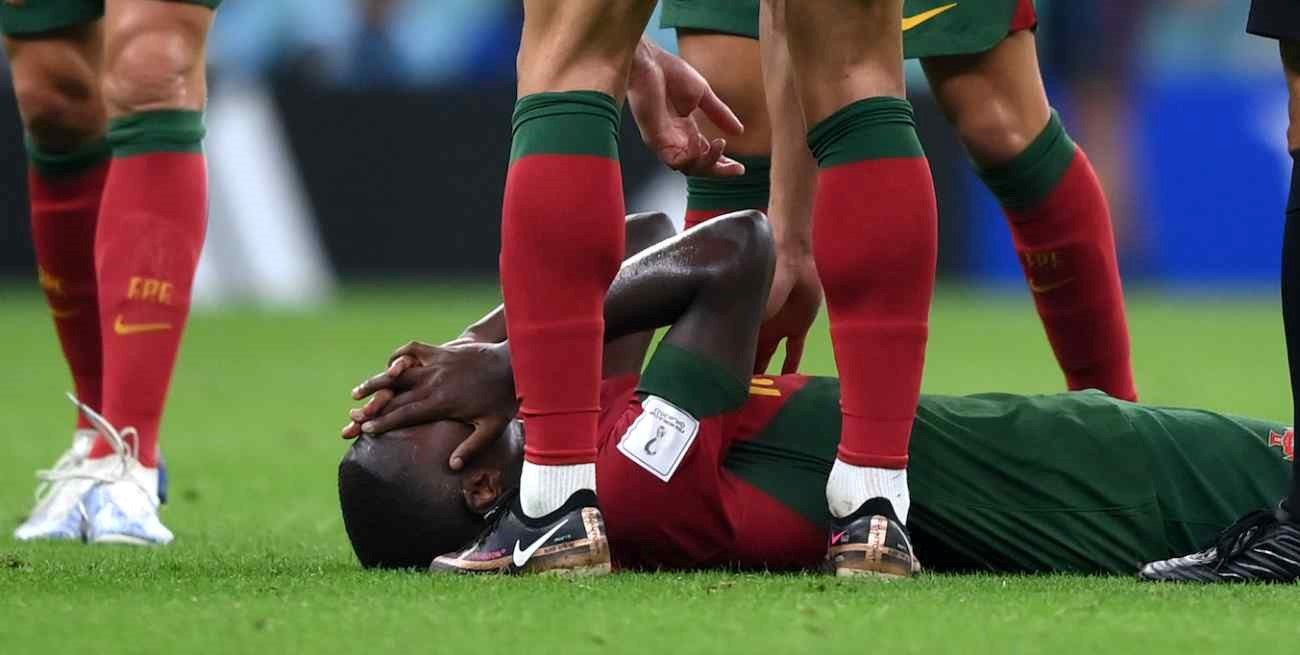 Portugal pierde a Nuno Mendes por lesión lo que resta del Mundial