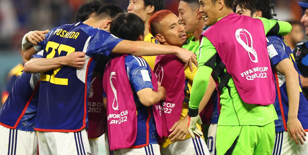 Japón y otro batacazo en Qatar: venció a España y clasificó a octavos de final
