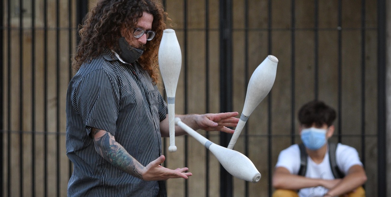 Línea directa: "Pedido solidario para poder trabajar", "Cortan los yuyos pero dejan la basura" y otros mensajes