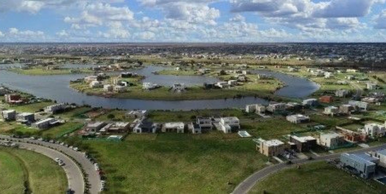 Un nene en grave estado tras ser aplastado por un árbol en un country de Escobar