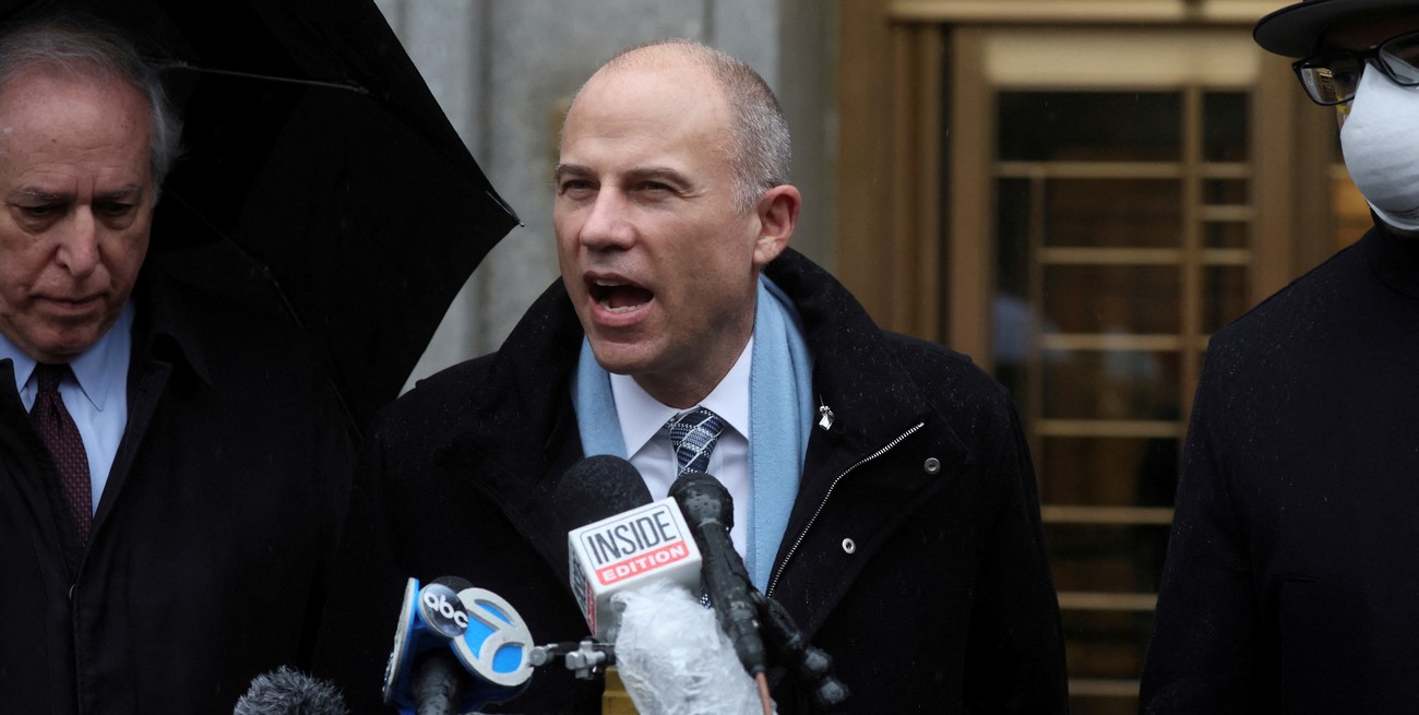 Vuelven a condenar al abogado de la actriz porno que demandó a Donald Trump