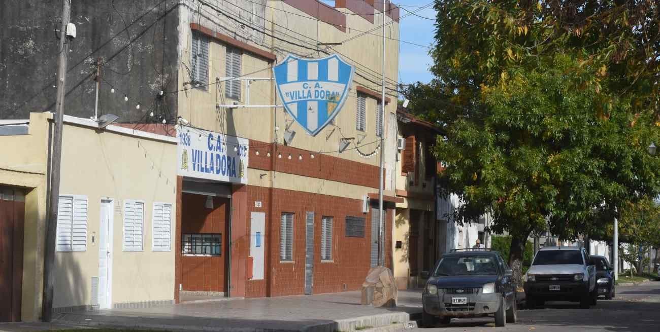 Nocturnidad, otra vez: veto parcial de Jatón para "reajustar" horarios en Club Villa Dora