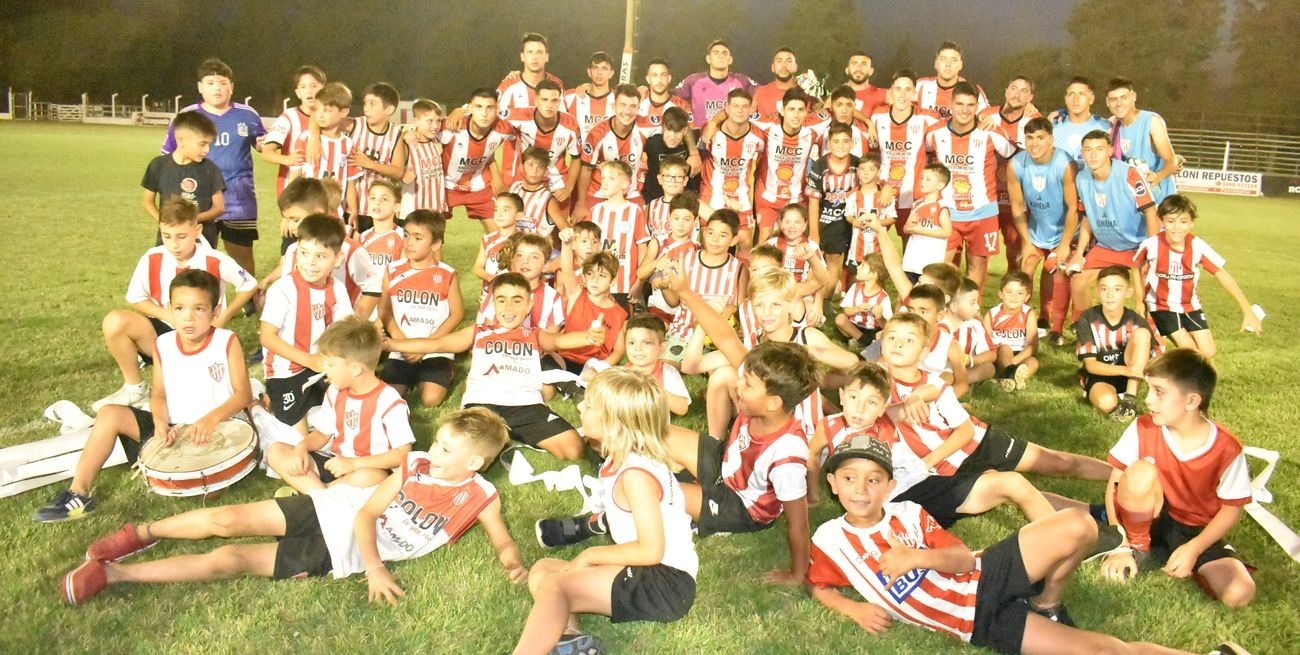 Colón de San Justo sumó una nueva estrella en la Liga Santafesina de Fútbol