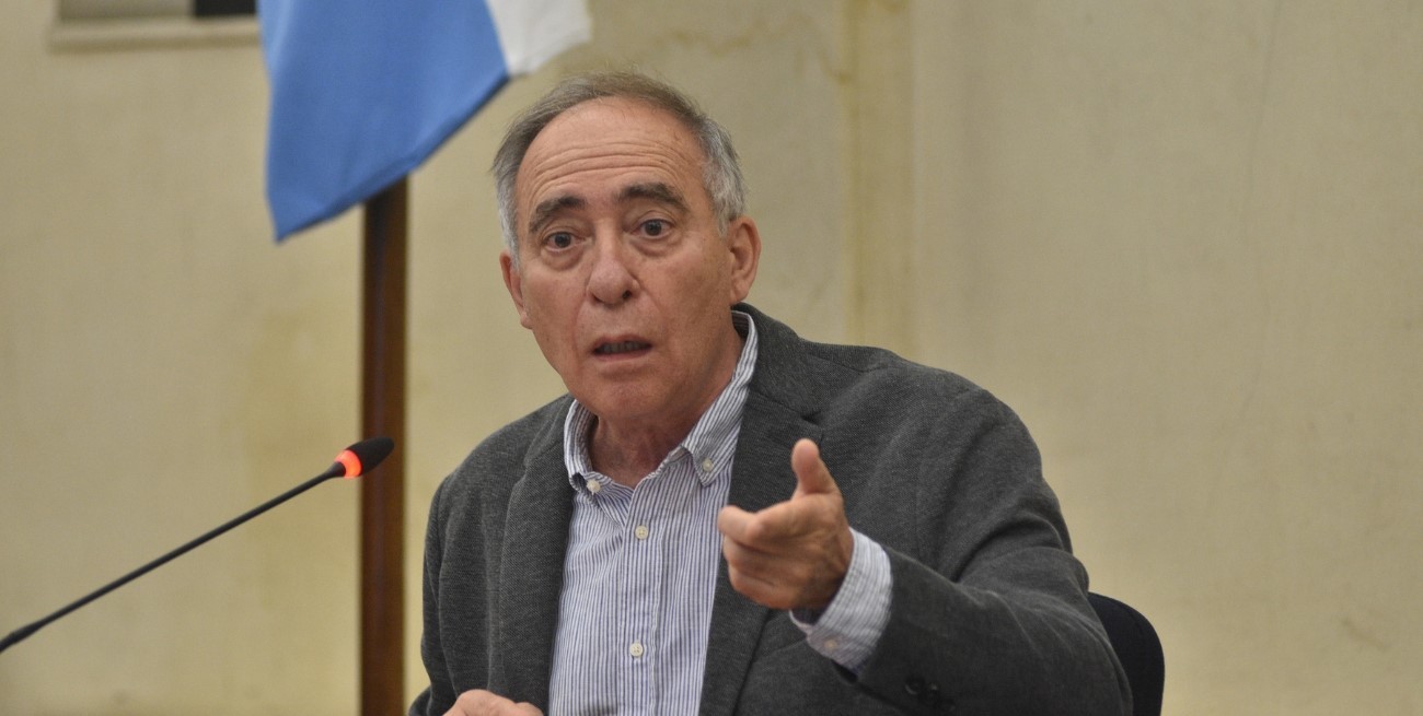 Hugo Quiroga: "La democracia argentina no está en un buen momento"