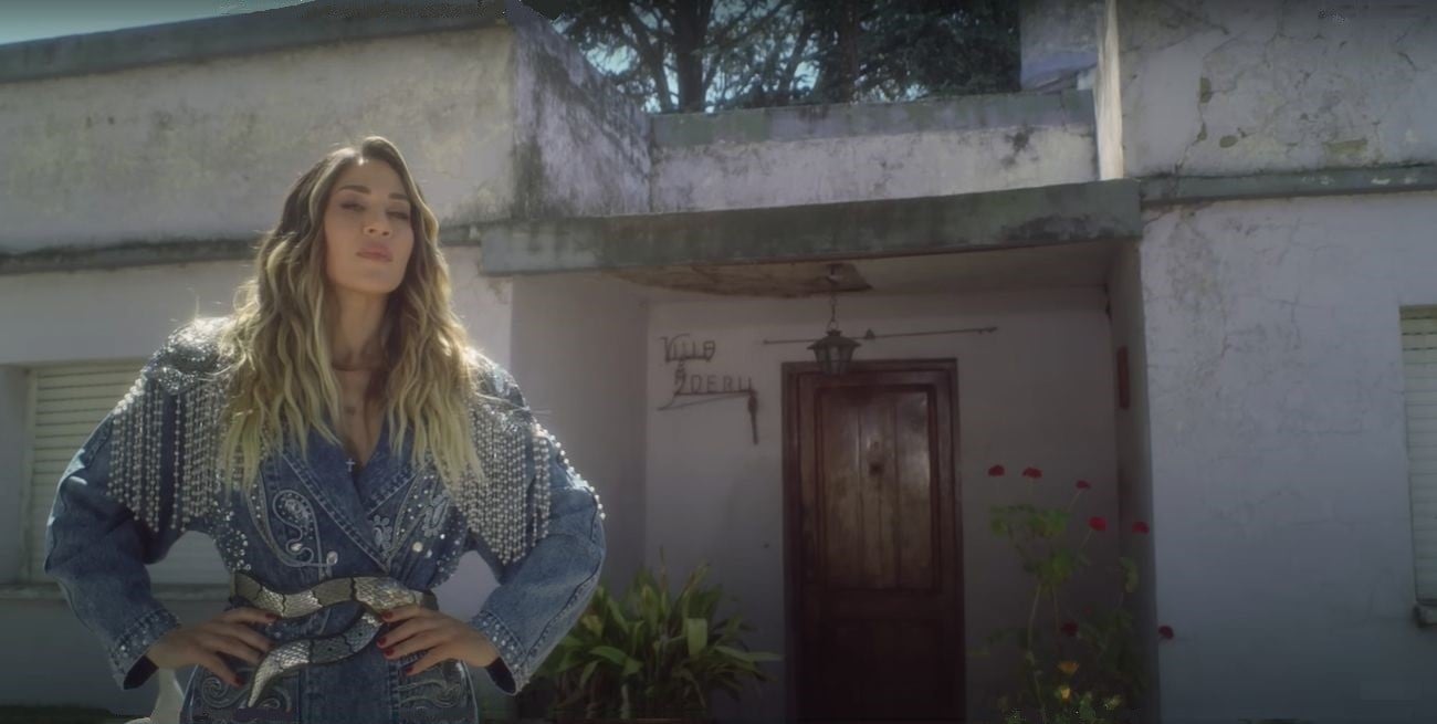 J Mena presenta “Cruel y despiadado”