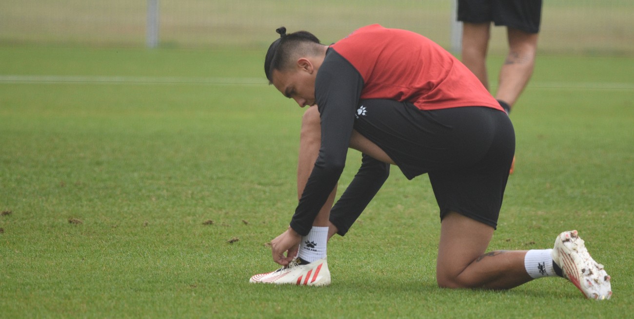 Un problema menos para Colón: Otazú se iría solito
