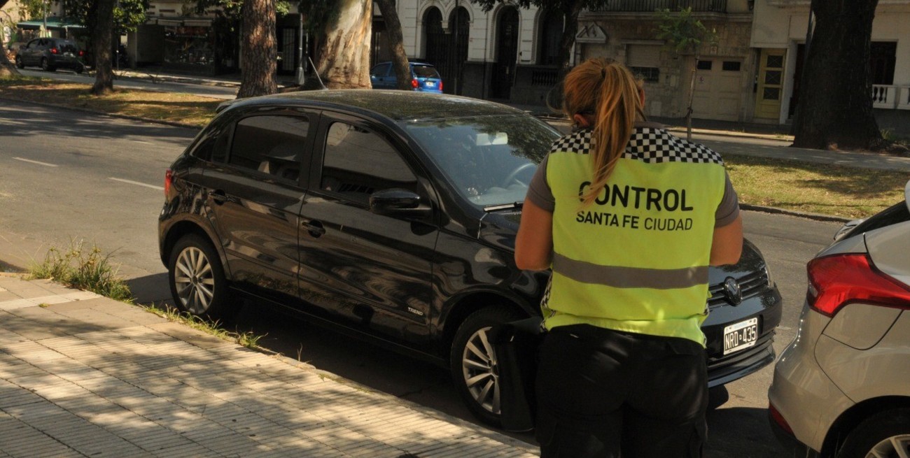 Saúl Perman propone un “kit de verano” para agentes de tránsito