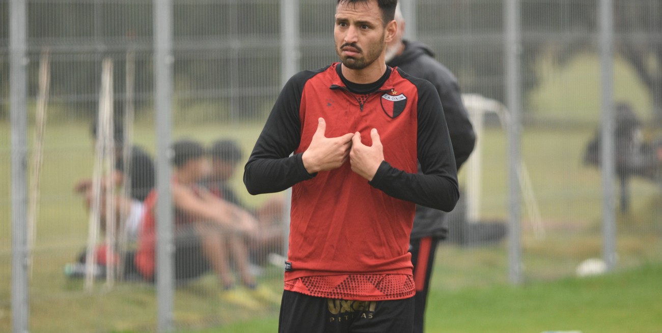 Siguen con la "limpieza" en Colón: Sánchez Miño a Lanús