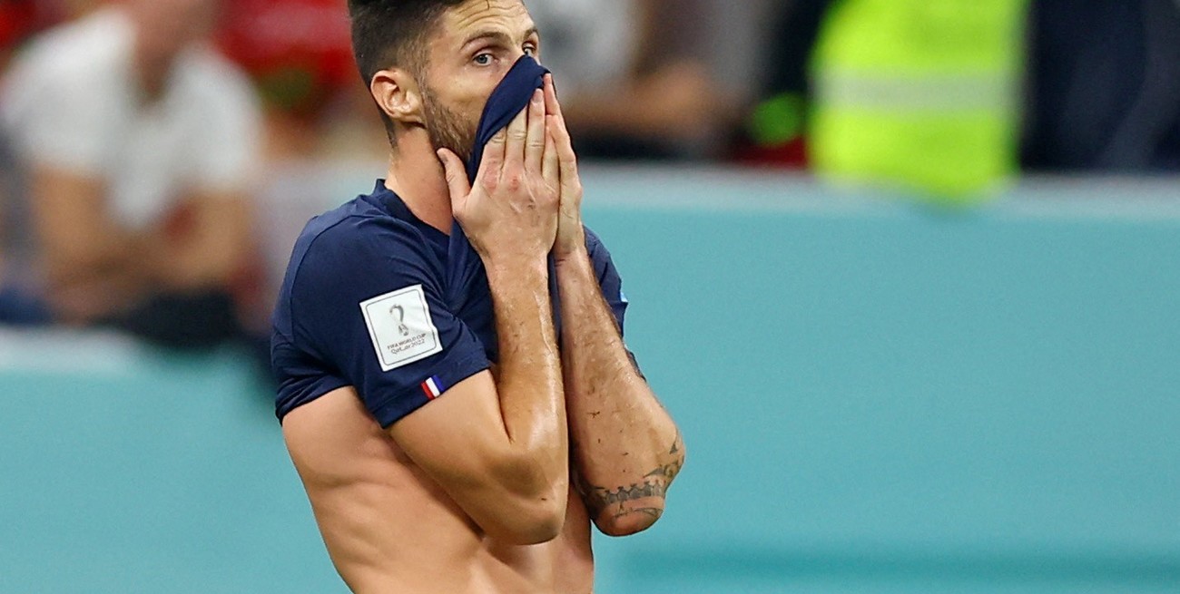 Olivier Giroud es duda en Francia para la final debido a una molestia en la rodilla izquierda
