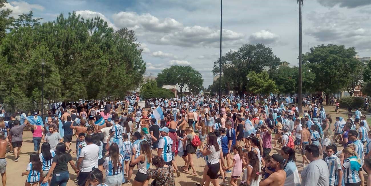 Argentina campeón del mundo y Venado Tuerto se vistió de celeste y blanco
