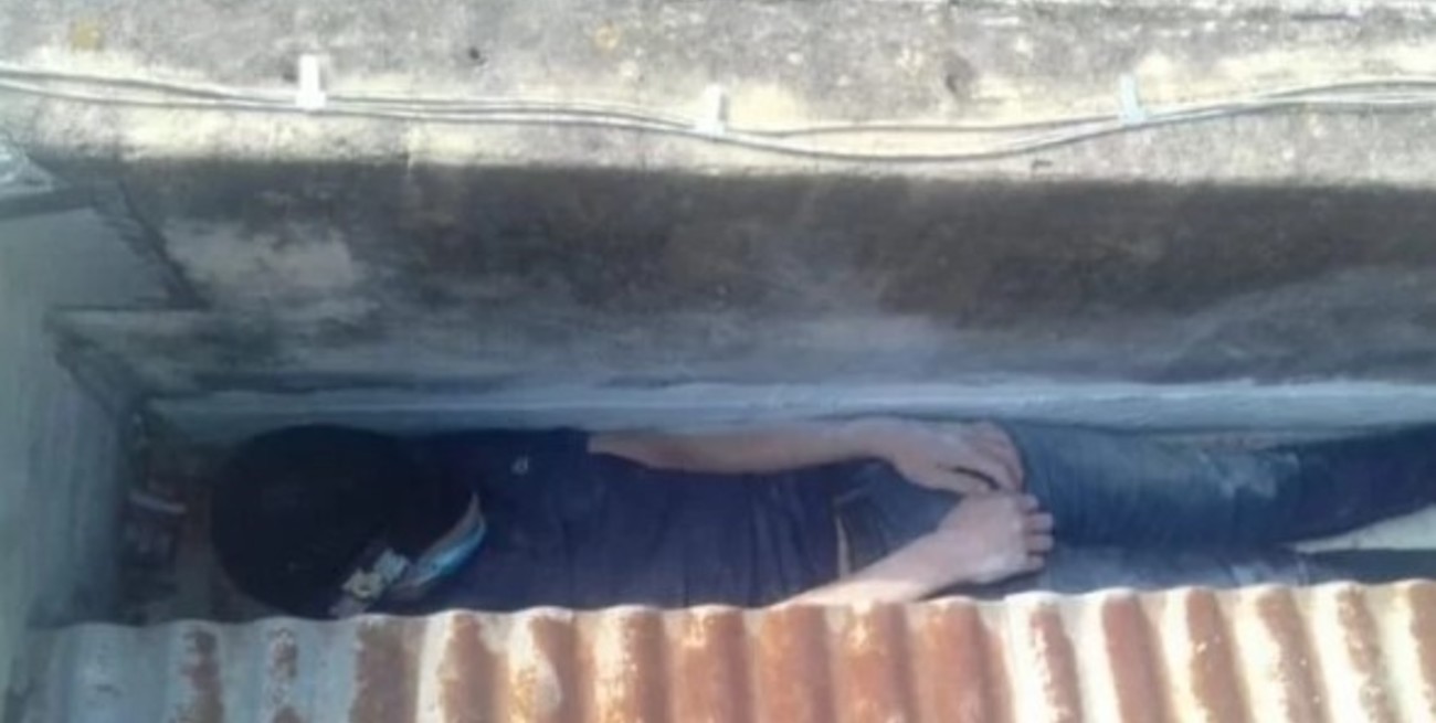 Corrientes: atraparon al ladrón que se esconde en las canaletas