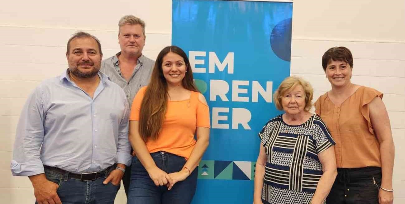 En el marco del programa Emprender, capacitaron a más de 100 emprendedores santafesinos