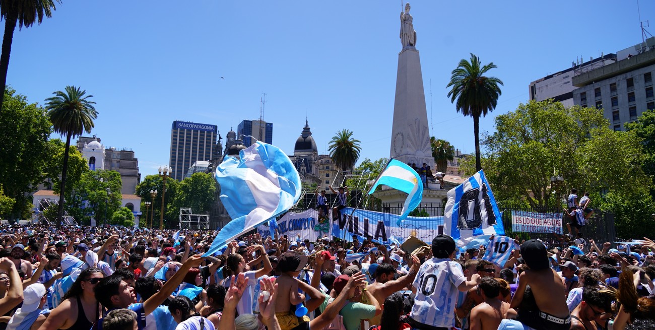 Revolución por los campeones del mundo: así fueron los festejos en la Plaza de Mayo