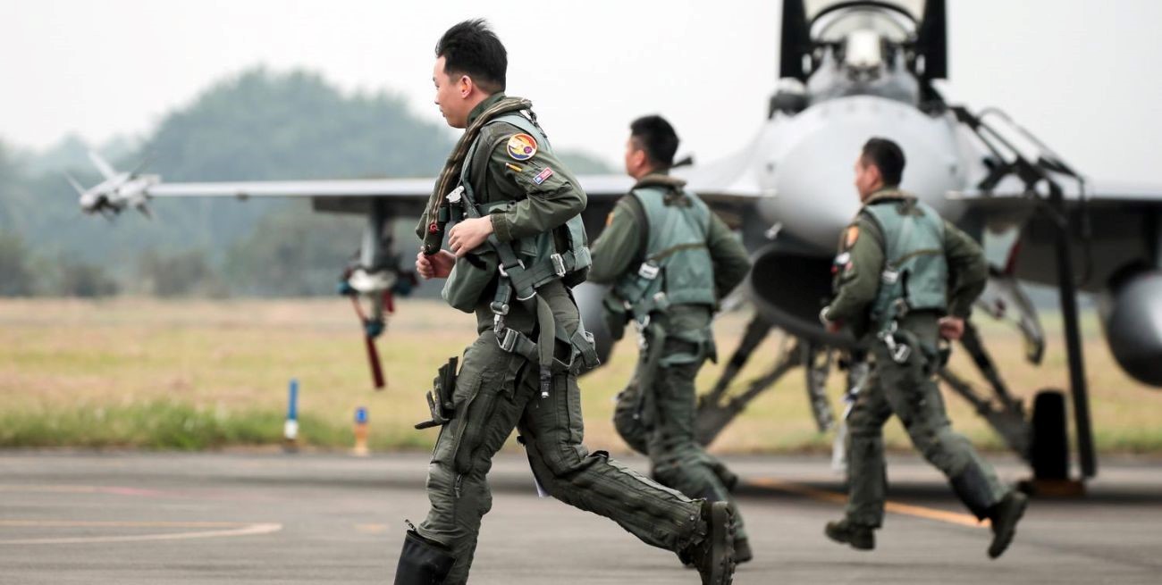 China desplegó 39 aeronaves y tres buques de guerra sobre territorio de Taiwán