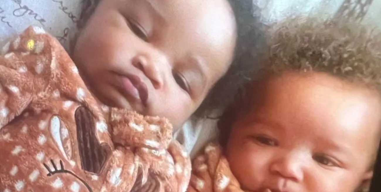 Estados Unidos: buscan a una mujer que robó un auto con dos bebés gemelos adentro y abandonó a uno