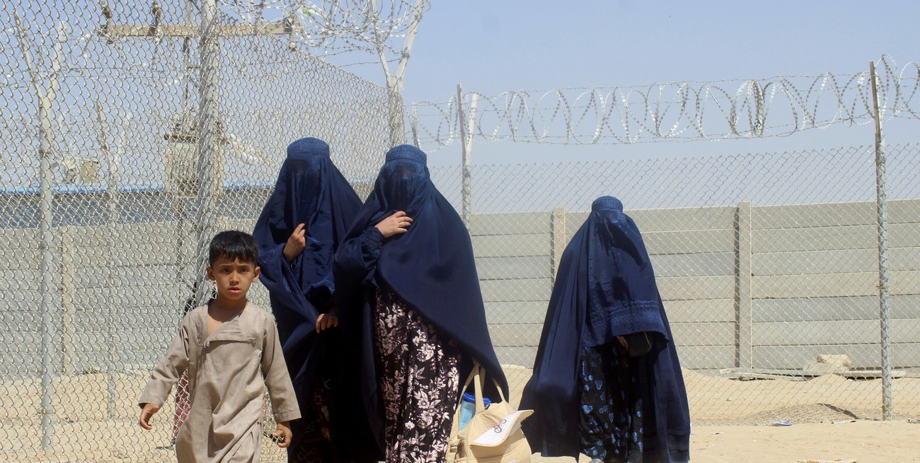 Dura advertencia del G7 sobre el trato de los talibanes a las mujeres