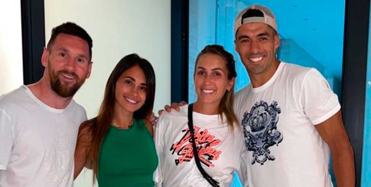 Mientras está en Rosario con Messi, a Suárez lo ubican "cerca" de Gremio