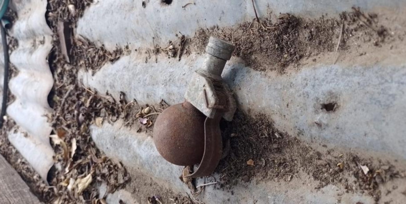 Hallan una granada "activa" en el techo de un gallinero en Rafaela