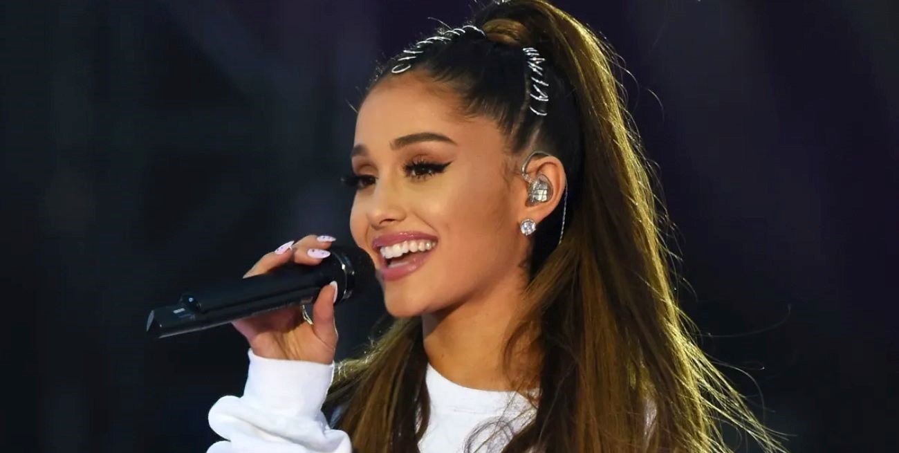 Ariana Grande envió regalos navideños a los hospitales de Manchester