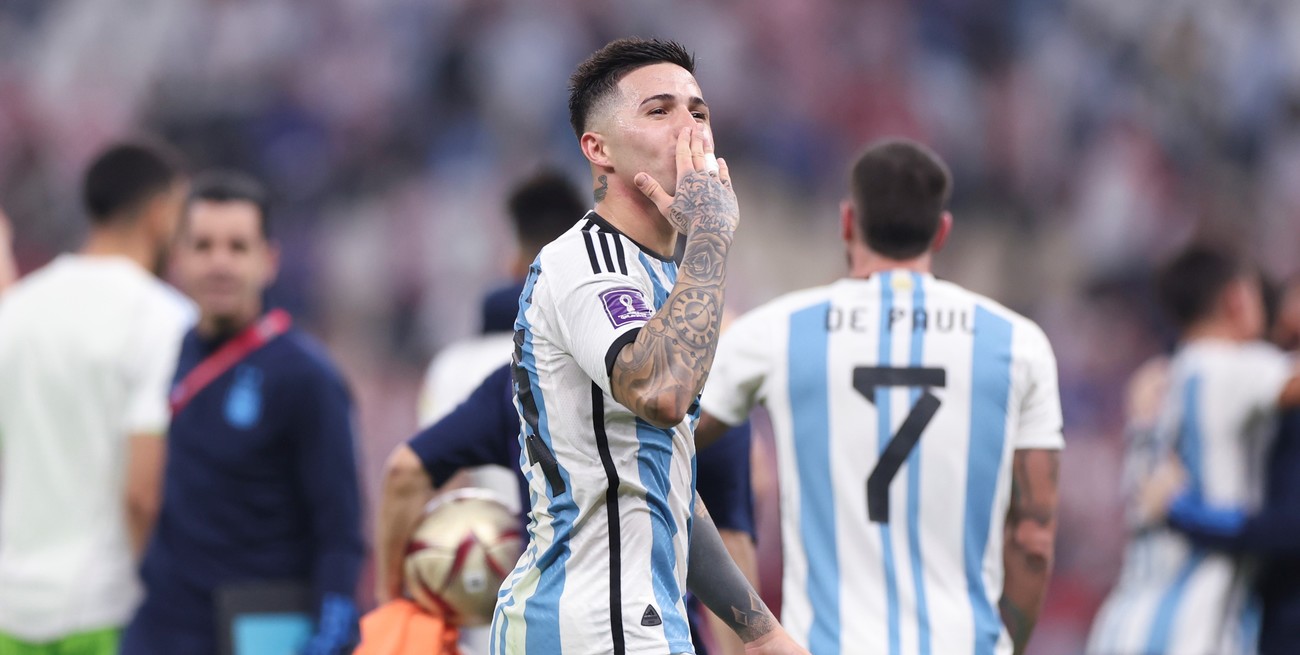 El Benfica cambió de postura y aceptó negociar a Enzo Fernández