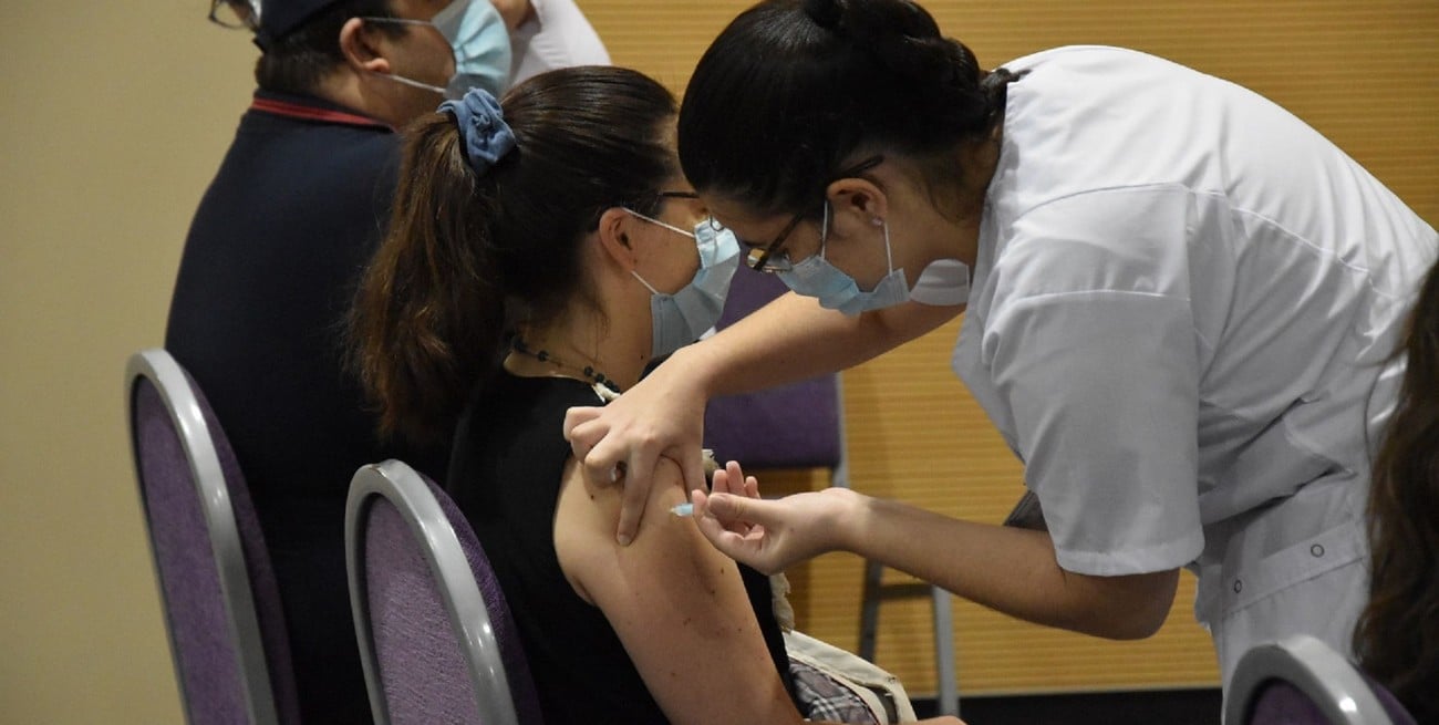 Entre Ríos: el barbijo vuelve a ser de uso obligatorio dentro de las instituciones sanitarias