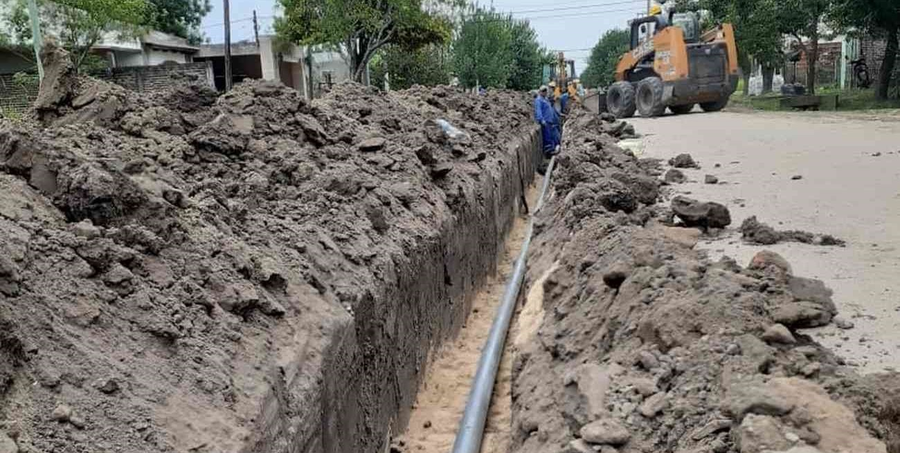 Con una inversión de 120 millones de pesos, renovarán la red de agua potable en Felicia