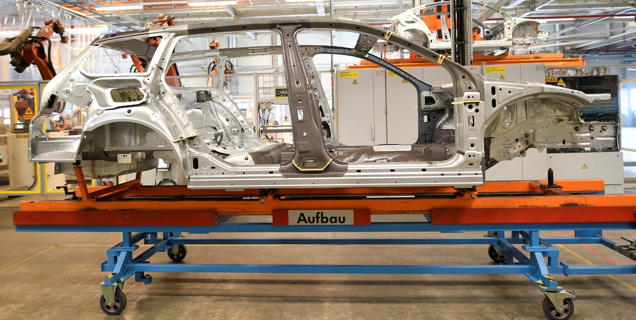 Automotrices produjeron 536.893 vehículos en 2022