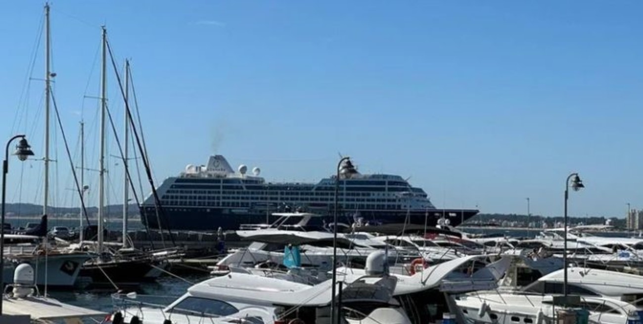 Furor en Buenos Aires por el arribo del crucero sexual Azamara Pursuit
