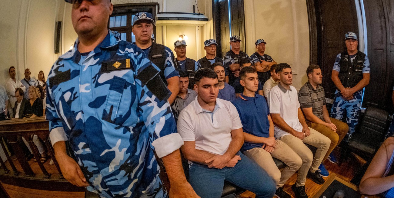 "Amigo, flasheamos, matamos a uno": los chats de los rugbiers que fueron presentados en el juicio