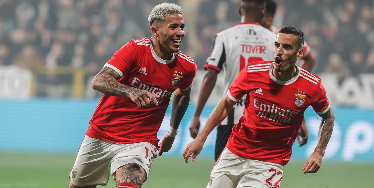 Enzo Fernández volvió a jugar para Benfica y convirtió un gol
