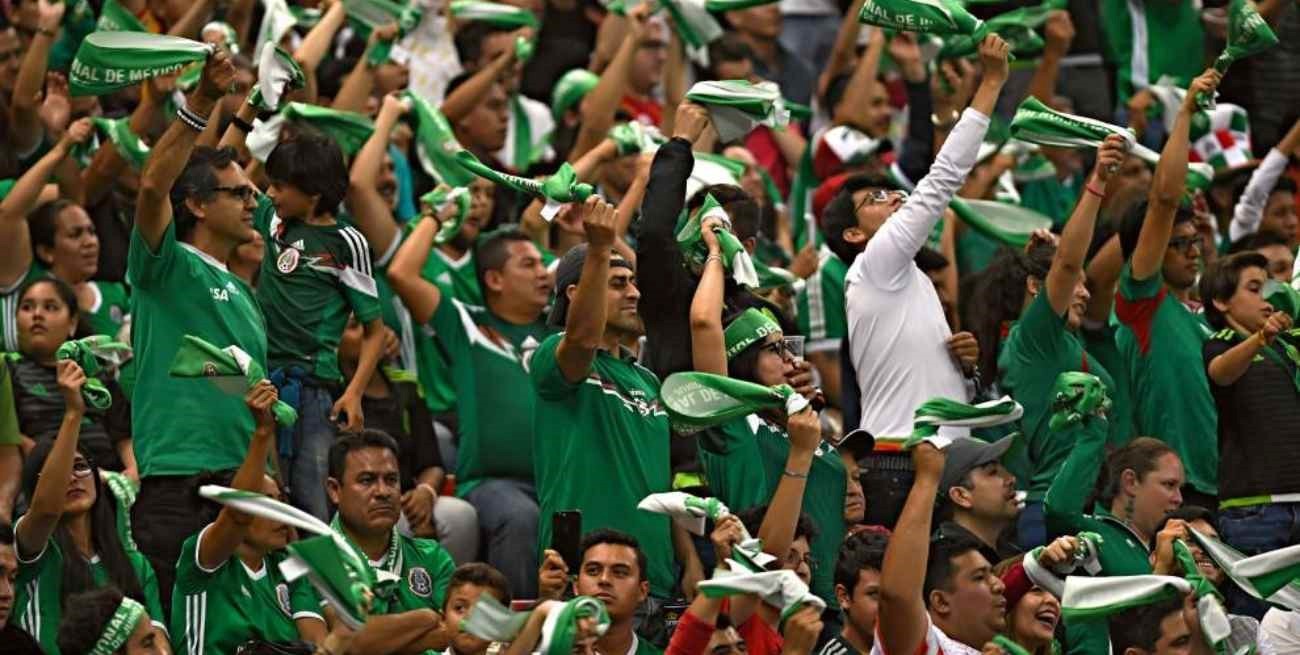 FIFA sancionó a México por gritos homofóbicos y tendrá que jugar sin público su próximo partido