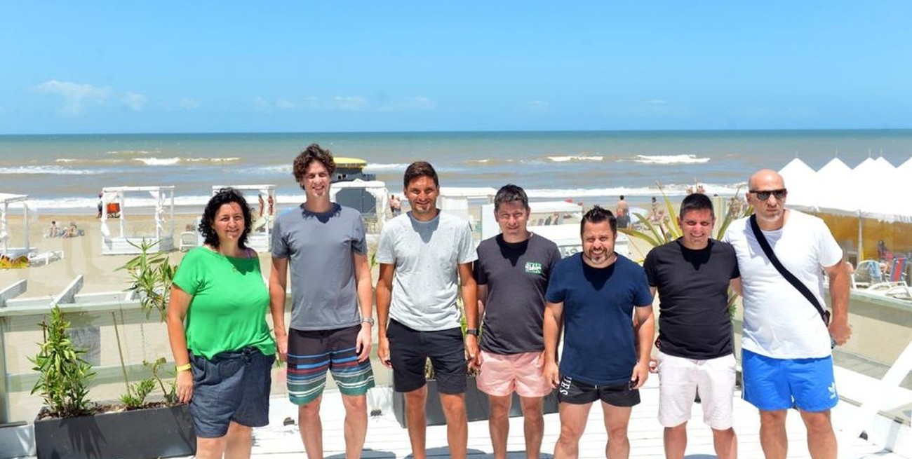 En una playa junto al mar (I)