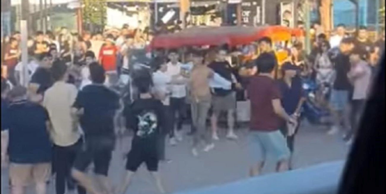 Video: brutal pelea a la salida de un boliche en Santiago del Estero