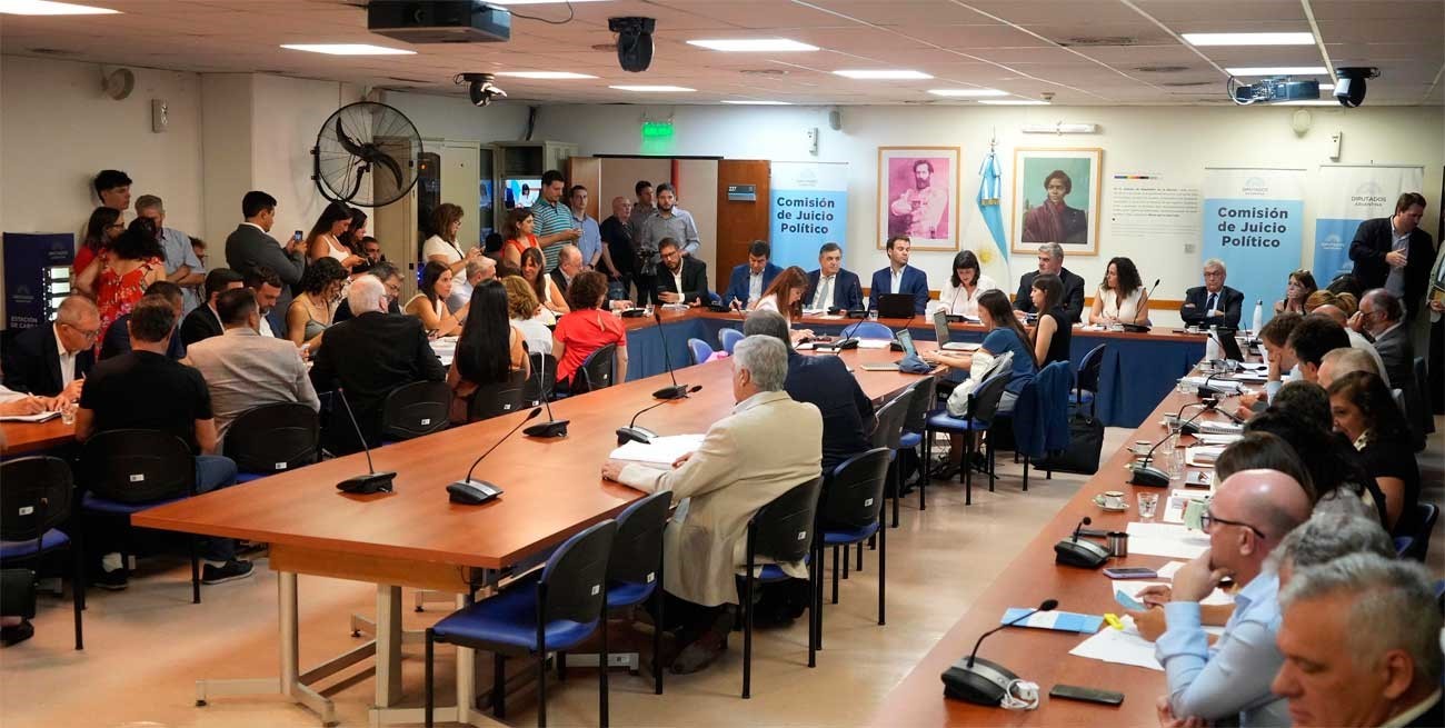 Oficialistas y opositores iniciaron el debate por el juicio político a la Corte